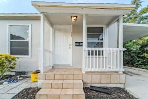 722 Forest Hill Blvd, West Palm Beach, FL 33405 Sold 10/07/25