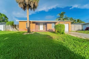 911 SW 69th Ave, North Lauderdale, FL 33068 Sold 09/05/25