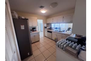 329 SE 3rd St 502T, Hallandale Beach, FL 33009 - MLS#F10516703