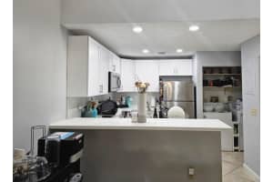 1827 Runners Way, North Lauderdale, FL 33068 - MLS#F10516726