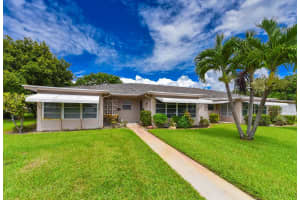 1382 High Point Way Ne B, Delray Beach