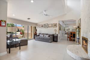 1024 NW 99th Ave, Plantation, FL 33322 Sold 12/08/25