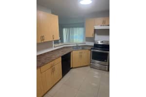 3413 NW 44th St 106, Lauderdale Lakes, FL 33309 Sold 10/20/25