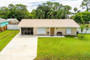 465 NE Midvale St, Port Saint Lucie, FL 34983 - MLS#F10516872