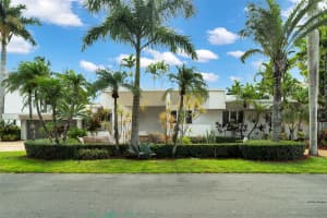 18 Nurmi Dr, Fort Lauderdale