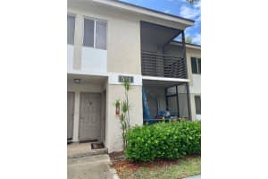 511 Gardens Dr 204, Pompano Beach