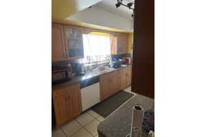 4520 NW 16th St, Lauderhill, FL 33313 - MLS#F10516919