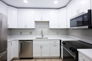 17 Jacaranda Drive 117, Plantation, FL 33324 - MLS#F10516940