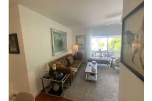 1021 Michigan Ave 7, Miami Beach, FL 33139 Sold 10/21/25