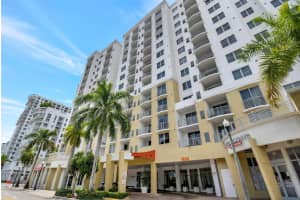 1830 Radius Dr 715, Hollywood, FL 33020 - MLS#F10516964