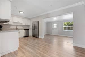 6830 Thomas St, Hollywood, FL 33024 Sold 09/29/25