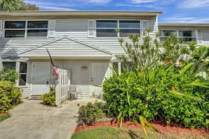 2563 NE 15th St 2563, Pompano Beach, FL 33062 Sold 11/10/25