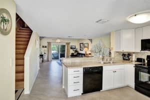2563 NE 15th St 2563, Pompano Beach, FL 33062 Sold 11/10/25