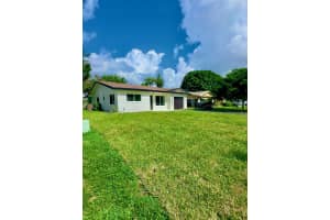 6811 NW 32nd Ave, Fort Lauderdale, FL 33309 - MLS#F10517032