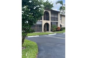 439 Pine Glen Ln D-1, Greenacres, FL 33463 Sold 08/15/25