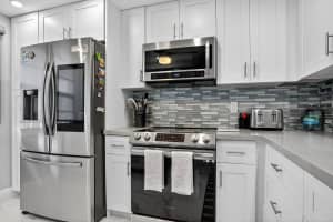 3302 Aruba Way B4, Coconut Creek, FL 33066 - MLS#F10517089