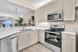 7715 Southampton Ter 211, Tamarac, FL 33321 - MLS#F10517112