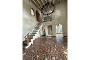 911 Mcintosh St, West Palm Beach, FL 33405 Sold 10/03/25