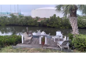 100 N Harbor, Vero Beach, FL 32960 - MLS#F10517124