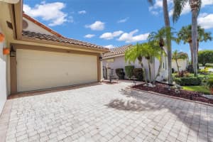 7266 Whitfield Ave, Boynton Beach, FL 33437 Sold 10/06/25