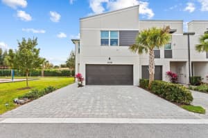 1616 Lindley St, Mangonia Park, FL 33407 - MLS#F10517161