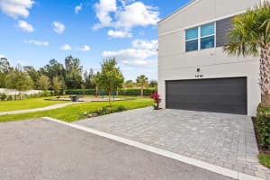 1616 Lindley St, Mangonia Park, FL 33407 - MLS#F10517161