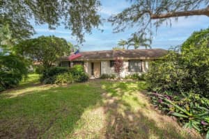 2259 Nova Village Drive, Davie, FL 33317 - MLS#F10517164