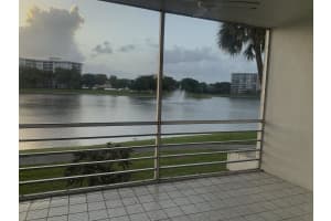 2801 N Palm Aire Dr 206, Pompano Beach