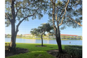 13001 Sw 15th Ct 106t, Pembroke Pines