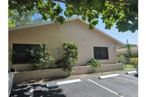 282 NW 43rd St 282, Oakland Park, FL 33309 - MLS#F10517199