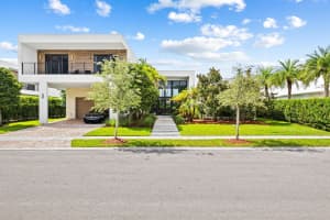 16768 Natures Way, Weston