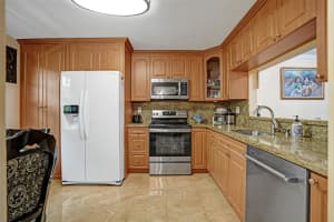 1101 Colony Point Cir 403, Pembroke Pines, FL 33026 - MLS#F10517203