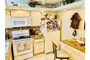 7850 W Mcnab Road 301, Tamarac