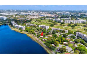 2953 N Palm Aire Dr - (villa), Pompano Beach