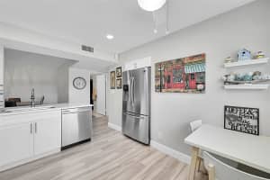 15450 Pembridge Avenue, Delray Beach, FL 33484 - MLS#F10517235