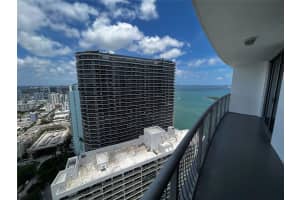 1750 N Bayshore Dr 5011, Miami