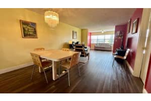 9540 Sunrise Lakes Blvd 206, Sunrise