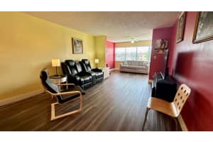 9540 Sunrise Lakes Blvd 206, Sunrise, FL 33322 - MLS#F10517264