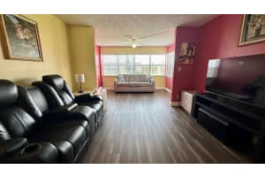 9540 Sunrise Lakes Blvd 206, Sunrise, FL 33322 Sold 10/17/25