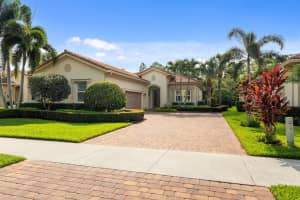 8313 Sw Marin Dr, Stuart