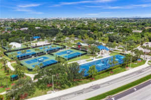 611 Lyons Rd 8102, Coconut Creek, FL 33063 - MLS#F10517312
