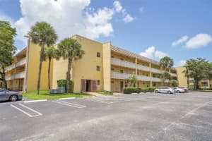 5980 Nw 64th 111, Tamarac