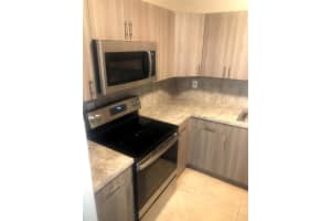 770 NE 128th St 301, North Miami, FL 33161 - MLS#F10517343