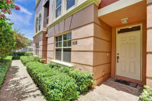 1033 Ne 17th Way 902, Fort Lauderdale