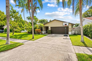 350 SW 32nd Ave, Deerfield Beach, FL 33442 Sold 09/26/25