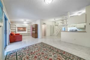 7612 Ashmont Cir 7612, Tamarac