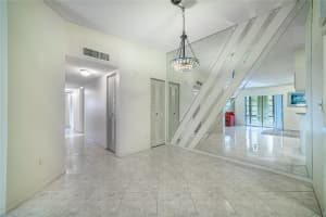 7612 Ashmont Cir 7612, Tamarac, FL 33321 - MLS#F10517385