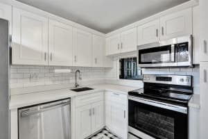 3050 Holiday Springs Boulevard, Margate, FL 33063 - MLS#F10517390