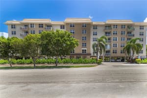 1050 SE 15TH ST 409, Fort Lauderdale, FL 33316 - MLS#F10517392