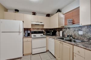 4235 N University Dr 110, Sunrise, FL 33351 Sold 10/03/25